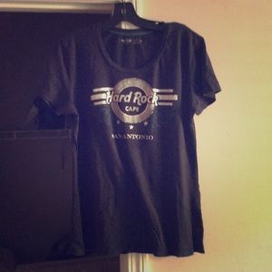 Women’s Hard Rock Cafe T-shirt size L